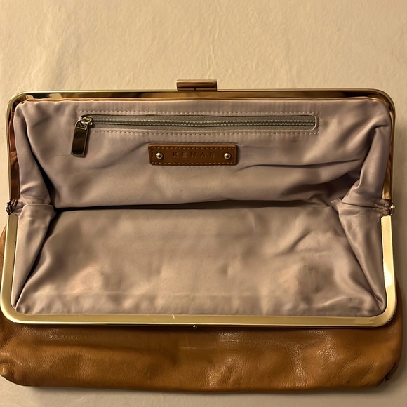 Camel leather clutch - Picture 4 of 4